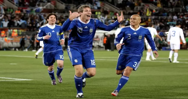 骑士VS老鹰直播_骑士VS老鹰在线体育直播频道_骑士VS老鹰无插件体育直播频道-24直播